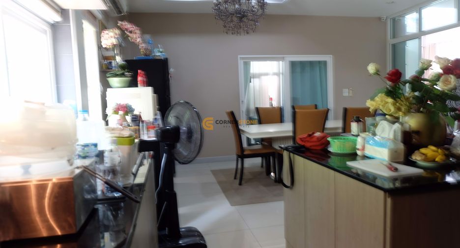 À vendre 3 chambres maison à Bang Lamung, Chonburi