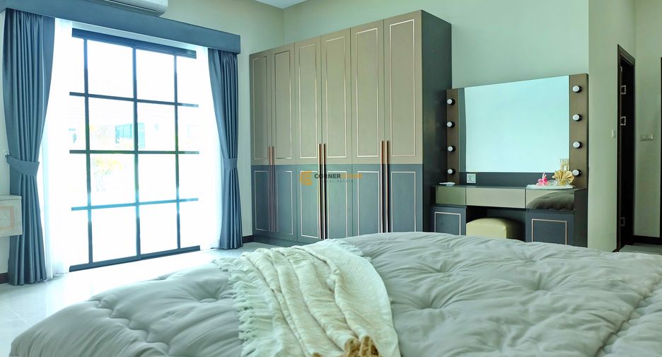 For rent and for sale 4 bedrooms house in Bang Lamung, Chonburi