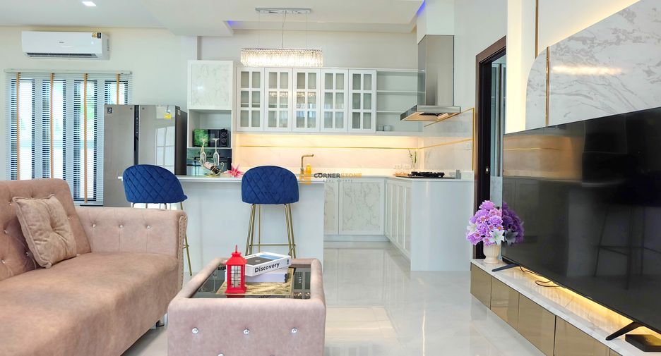 For rent and for sale 4 bedrooms house in Bang Lamung, Chonburi