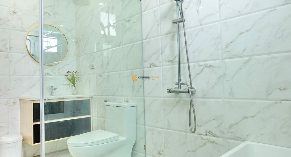 For rent and for sale 4 bedrooms house in Bang Lamung, Chonburi