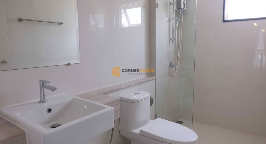 Haus zur Miete und zum Kauf mit 3 Zimmer in Bang Lamung, Chonburi
