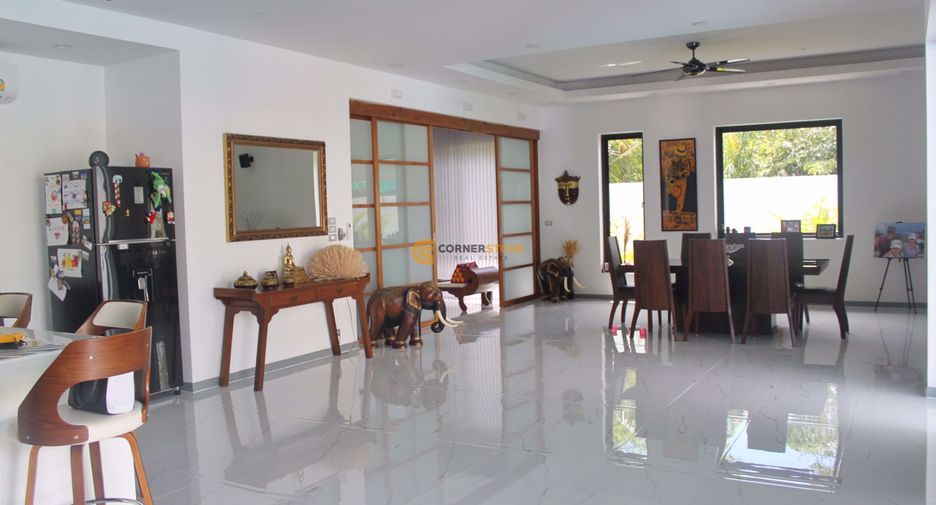 À louer et à vendre 4 chambres maison à Bang Lamung, Chonburi