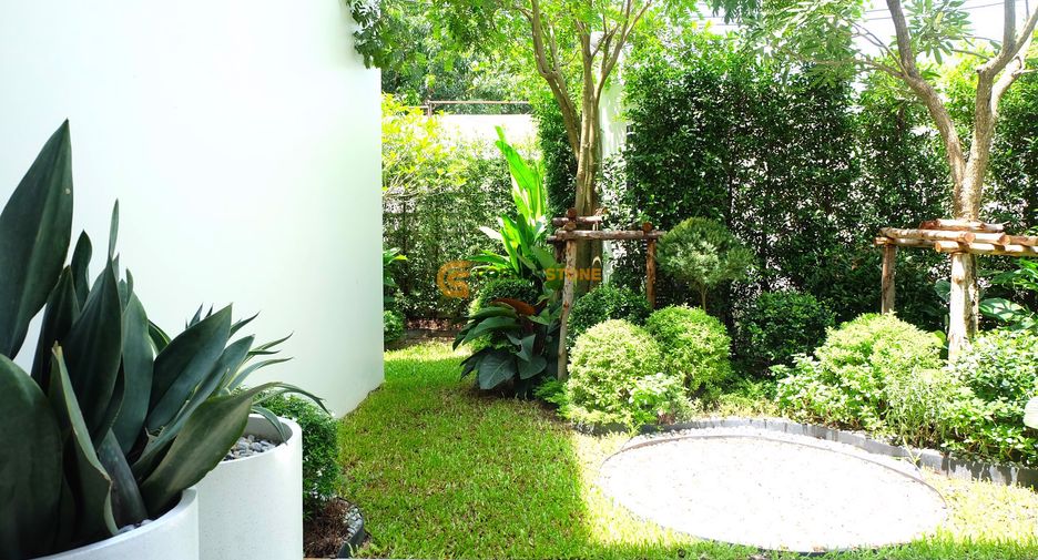 Haus zum Kauf mit 4 Zimmer in Bang Lamung, Chonburi