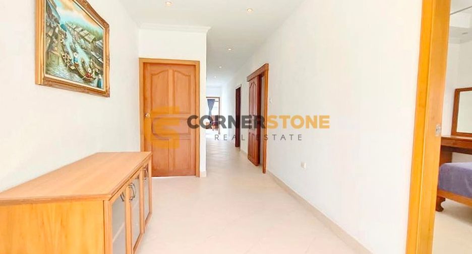 For rent そして for sale 3 ベッドルーム house in Jomtien, Pattaya