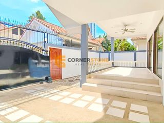 For rent and for sale 3 bedrooms house in Bang Lamung, Chonburi