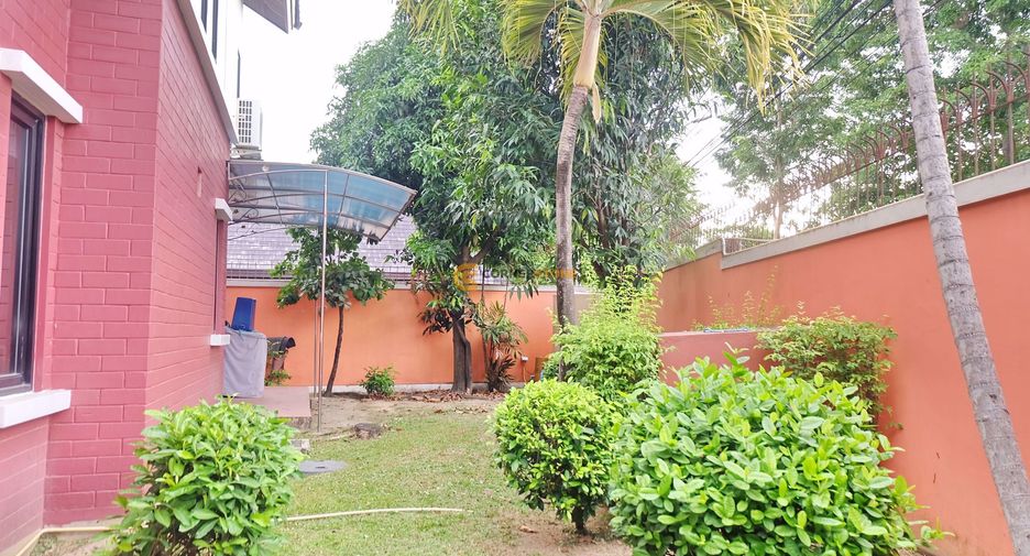 Casa en alquiler y en venta de 3 habitaciones en Bang Lamung, Chonburi