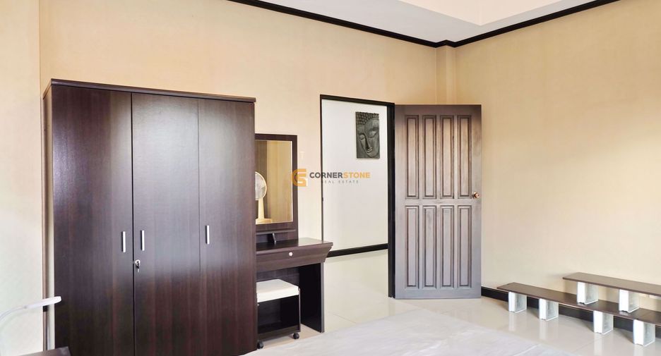 Casa en alquiler y en venta de 3 habitaciones en Bang Lamung, Chonburi