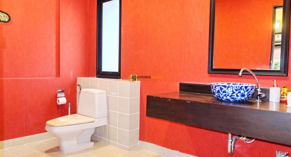 Casa en alquiler y en venta de 3 habitaciones en Bang Lamung, Chonburi
