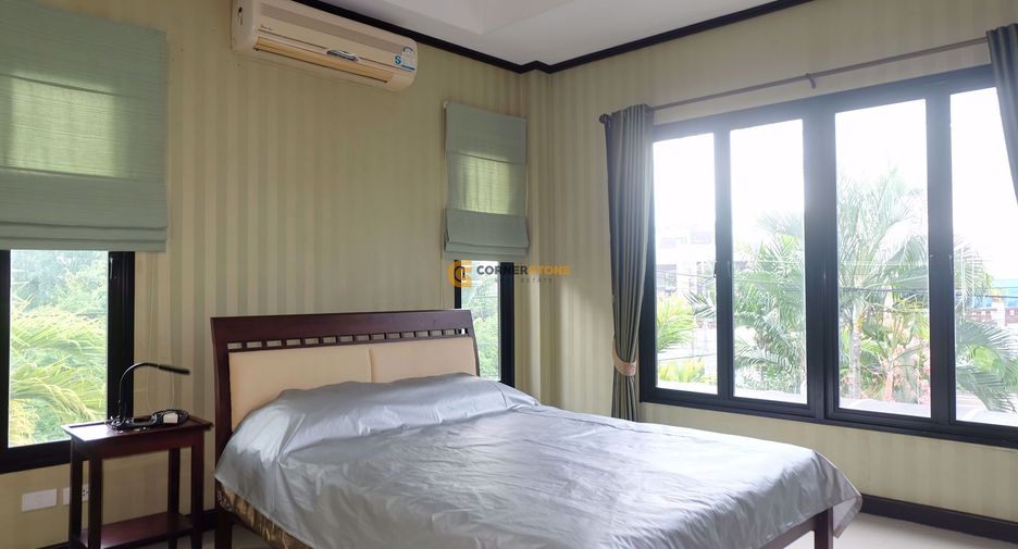 Casa en alquiler y en venta de 3 habitaciones en Bang Lamung, Chonburi