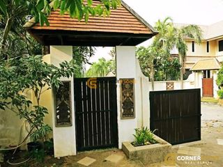 À louer 4 chambres maison à Bang Lamung, Chonburi