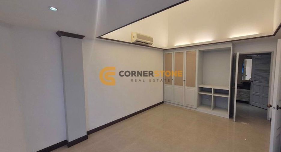 For sale 8 bedrooms house in Bang Lamung, Chonburi