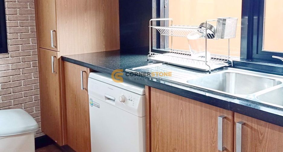 For rent and for sale 4 bedrooms house in Bang Lamung, Chonburi