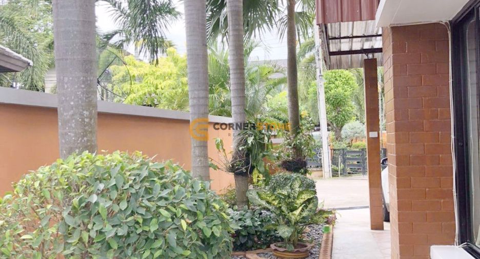 For rent and for sale 4 bedrooms house in Bang Lamung, Chonburi