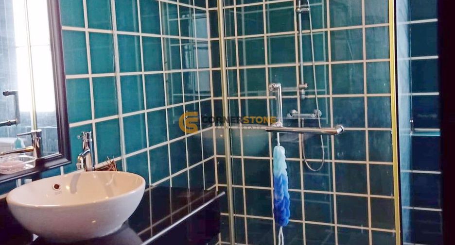 For rent and for sale 4 bedrooms house in Bang Lamung, Chonburi