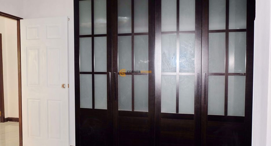 À vendre 3 chambres maison à East Pattaya, Pattaya