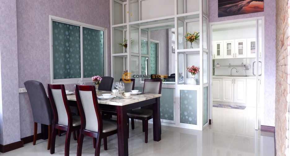 Haus zur Miete und zum Kauf mit 3 Zimmer in Bang Lamung, Chonburi