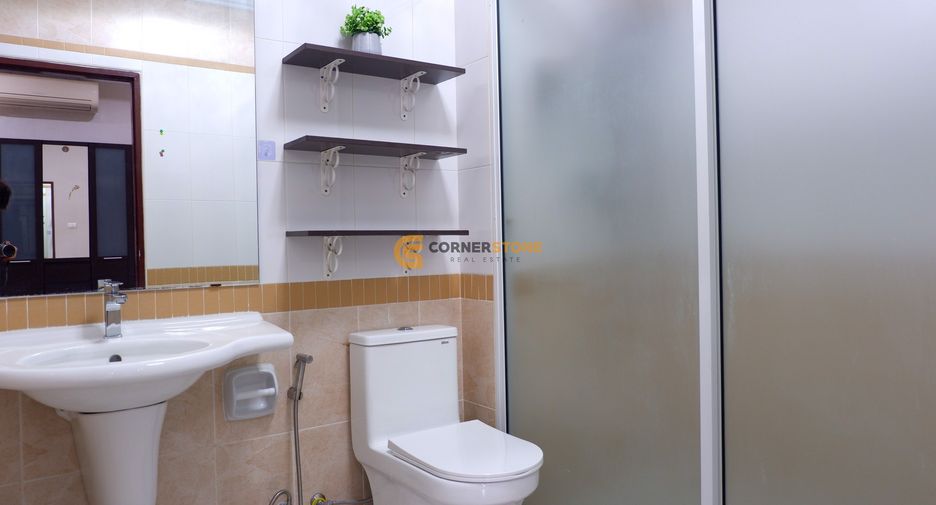Haus zur Miete und zum Kauf mit 3 Zimmer in Bang Lamung, Chonburi