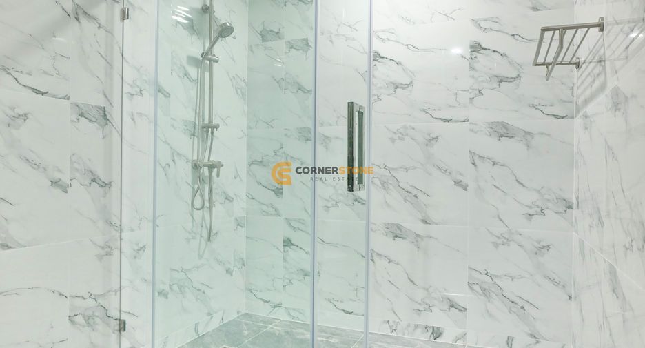 For sale 2 bedrooms condo in Jomtien, Pattaya