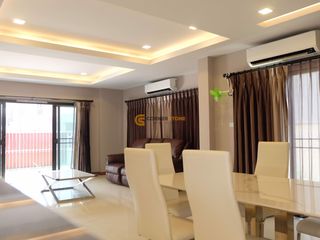 Casa en alquiler y en venta de 3 habitaciones en Bang Lamung, Chonburi