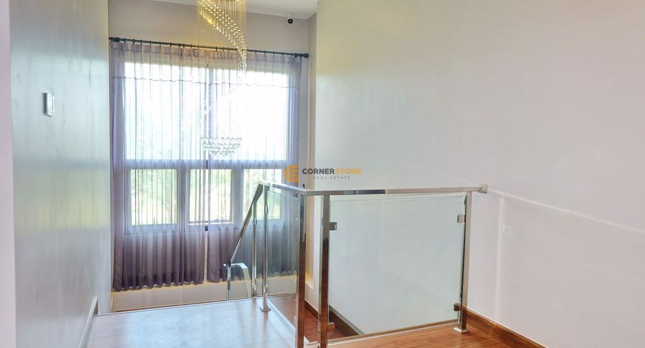 For rent そして for sale 3 ベッドルーム house in East Pattaya, Pattaya