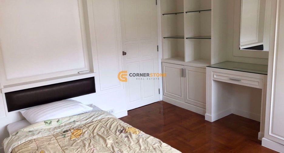 For rent and for sale 4 bedrooms house in Bang Lamung, Chonburi