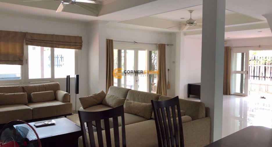 For rent and for sale 4 bedrooms house in Bang Lamung, Chonburi