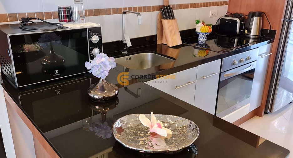 For rent and for sale 2 bedrooms condo in North Pattaya, Pattaya