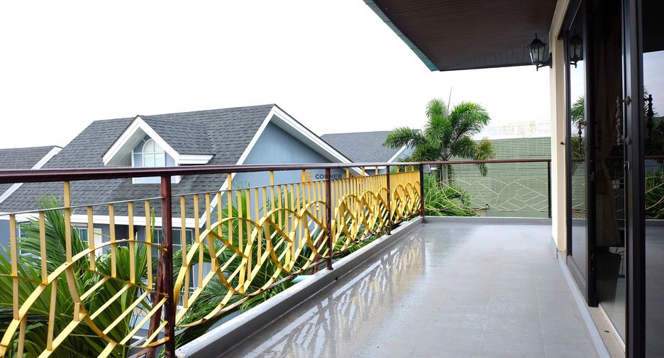 For rent and for sale 5 bedrooms house in Bang Lamung, Chonburi