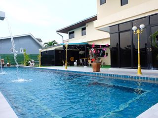 For rent and for sale 5 bedrooms house in Bang Lamung, Chonburi