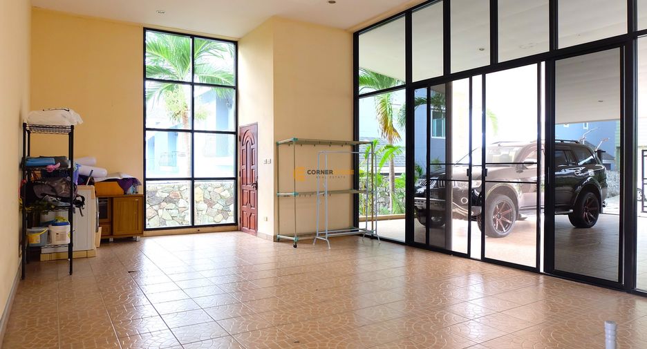 For rent and for sale 5 bedrooms house in Bang Lamung, Chonburi