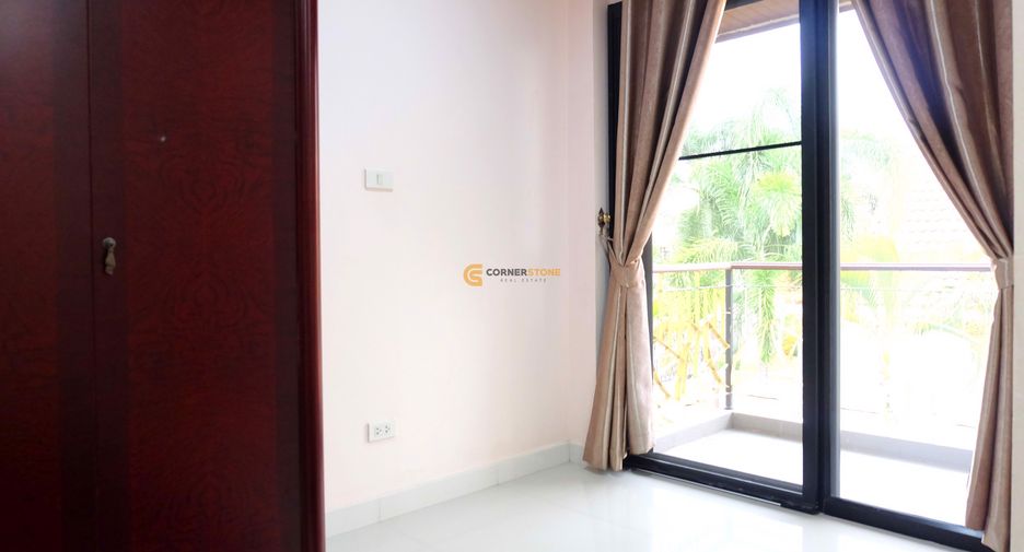 For rent and for sale 5 bedrooms house in Bang Lamung, Chonburi