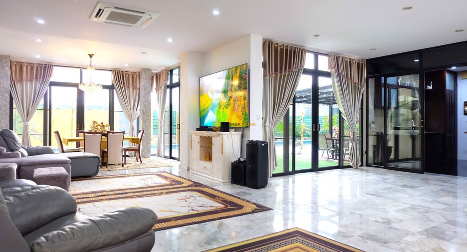 For rent and for sale 5 bedrooms house in Bang Lamung, Chonburi
