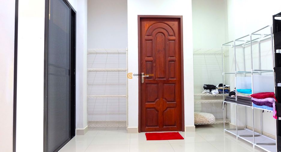 For rent and for sale 5 bedrooms house in Bang Lamung, Chonburi