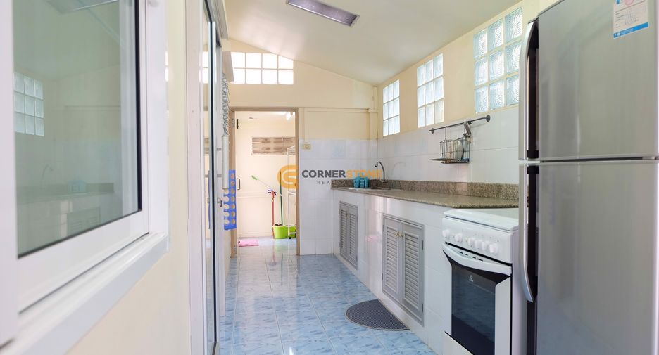 For rent and for sale 3 bedrooms house in Bang Lamung, Chonburi