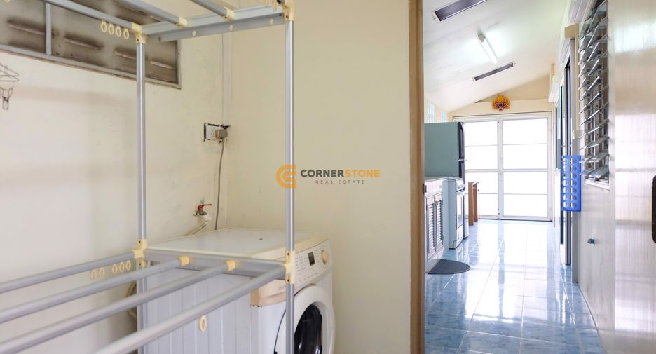 For rent and for sale 3 bedrooms house in Bang Lamung, Chonburi