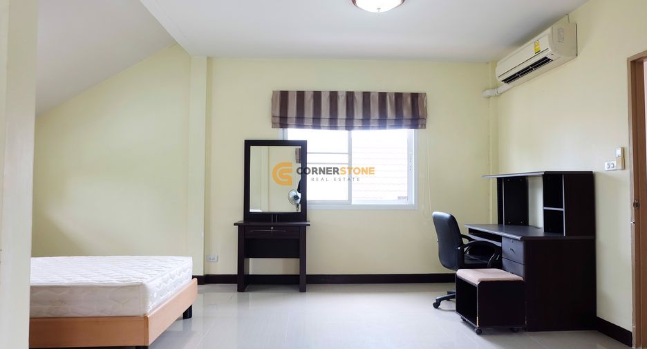 For rent and for sale 3 bedrooms house in Bang Lamung, Chonburi