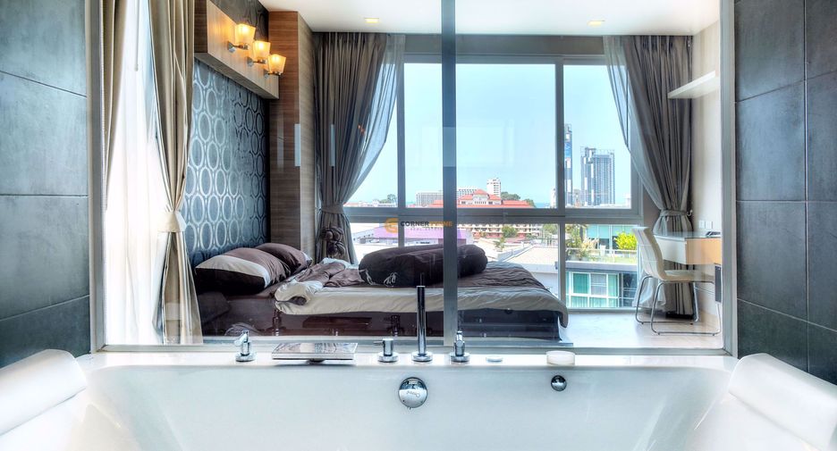 For rent 3 bedrooms condo in Central Pattaya, Pattaya