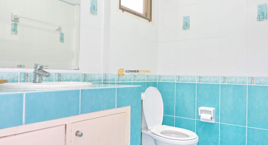 For rent and for sale 4 bedrooms house in East Pattaya, Pattaya