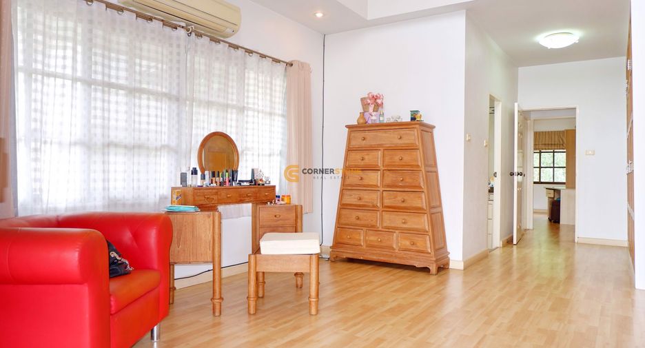 For rent and for sale 4 bedrooms house in East Pattaya, Pattaya