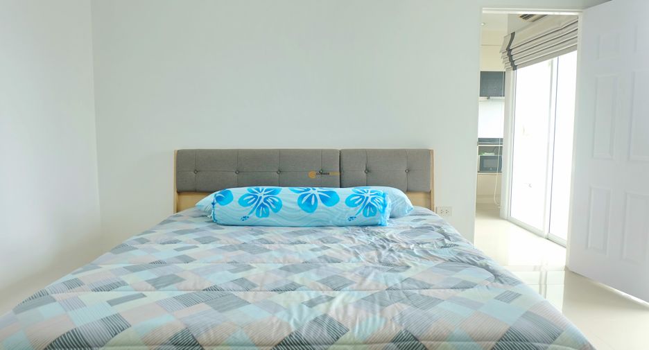 For rent and for sale 1 bed condo in Bang Lamung, Chonburi