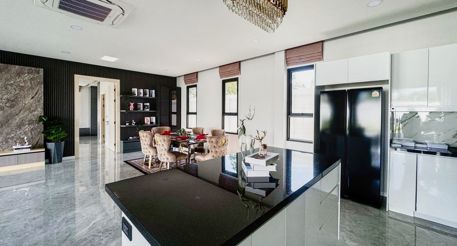 À vendre 3 chambres maison à Bang Lamung, Chonburi