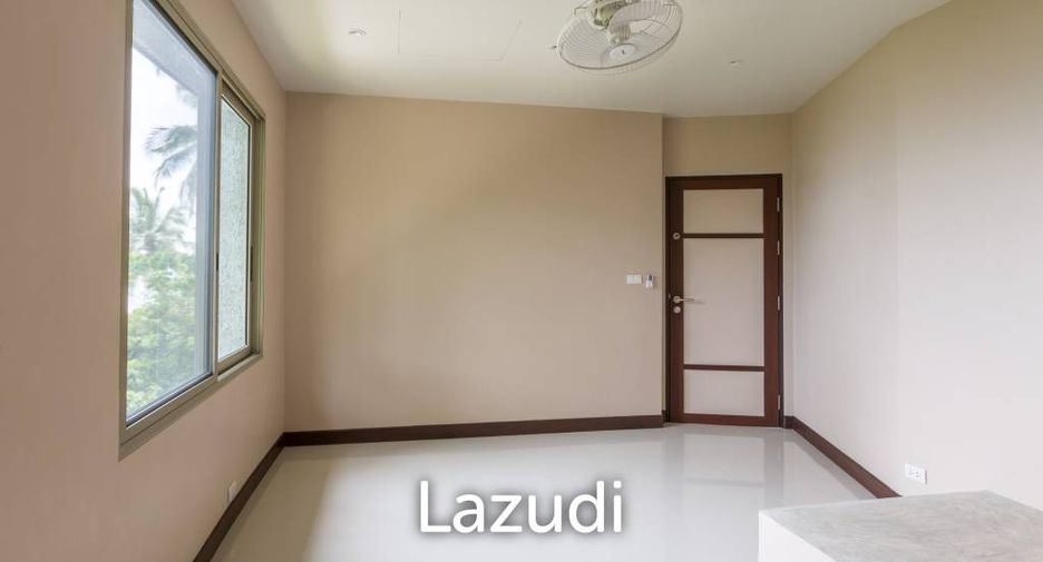 For sale 4 bedrooms villa in Ko Samui, Surat Thani