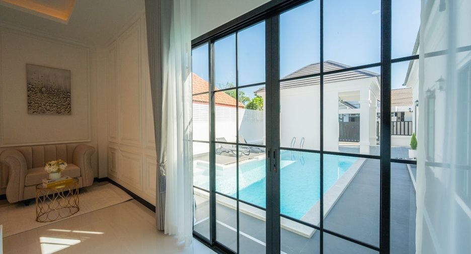 Casa en venta de 3 habitaciones en Bang Lamung, Chonburi