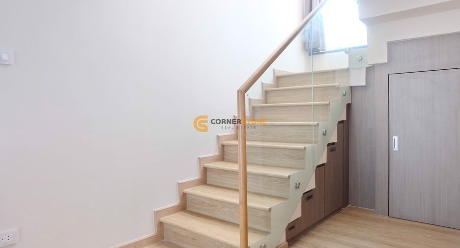 For sale 4 bedrooms house in Bang Lamung, Chonburi