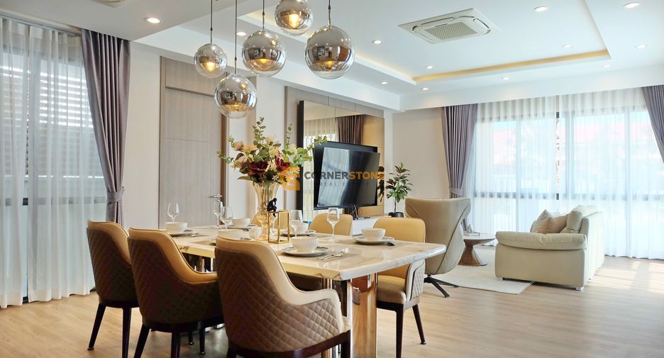 For sale 4 bedrooms house in Bang Lamung, Chonburi