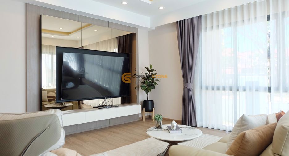 For sale 4 bedrooms house in Bang Lamung, Chonburi