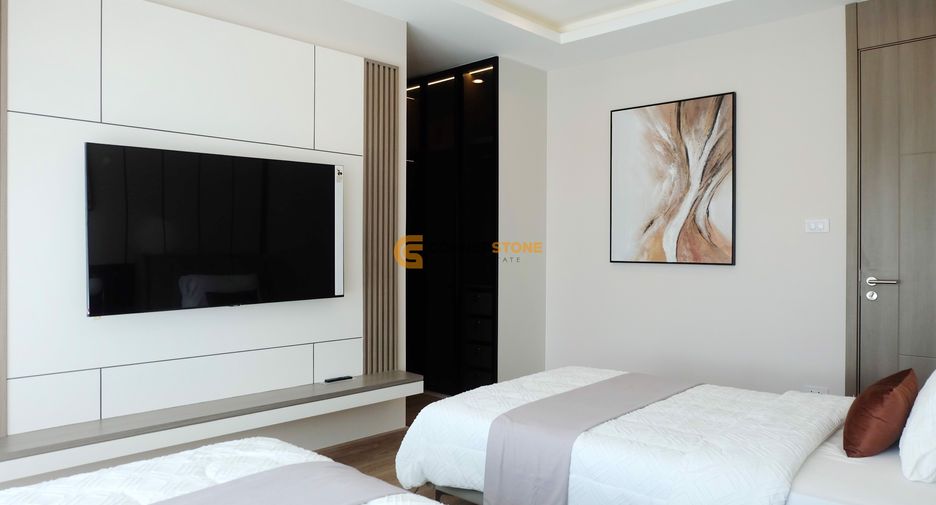 For sale 4 bedrooms house in Bang Lamung, Chonburi