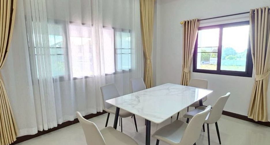 For sale 3 bedrooms house in Sattahip, Chonburi