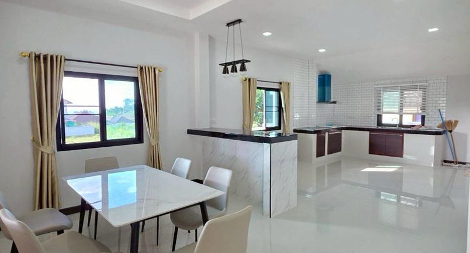 For sale 3 bedrooms house in Sattahip, Chonburi