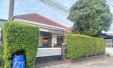 Haus zum Kauf mit 3 Zimmer in Lam Luk Ka, Pathum Thani